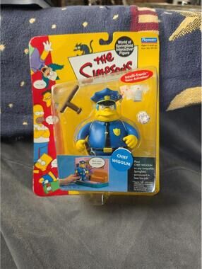 The Simpsons Police Chief Wiggum series 2 World of Springfield figure Playmates